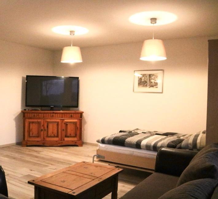Ferienwohnung Lipizzaner Neussen Exterior photo